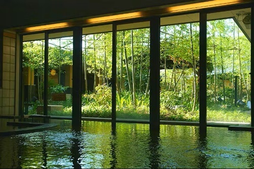 大阪　平日休み　行くところ　天然露天温泉 スパスミノエ