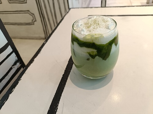 東京 新大久保 大久保 おひとりさまカフェ ひとりカフェ 2D Cafe