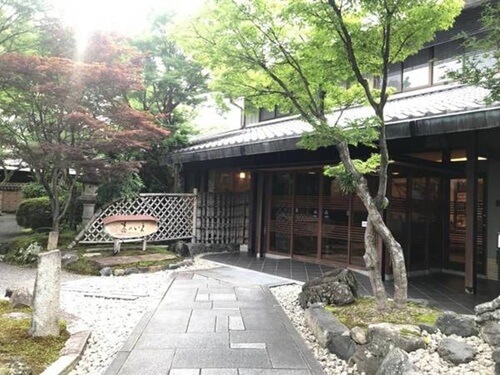 関西　温泉宿　ひとり　部屋食　京都嵐山 花のいえ